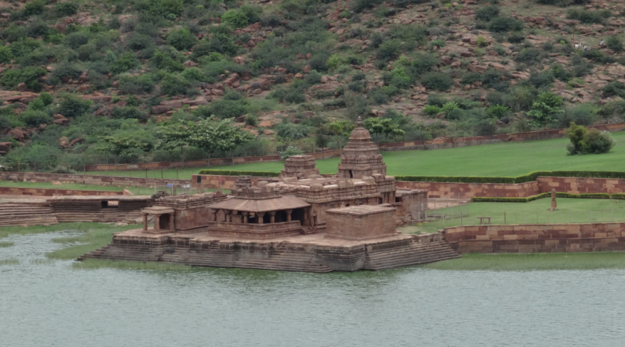 badami Bhoothanatha tempel