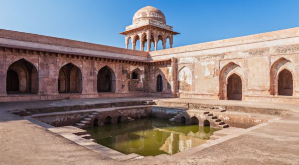 mandu baz bahadur paleis